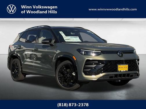 2026 Volkswagen Tiguan 2.0T SE R-Line Black