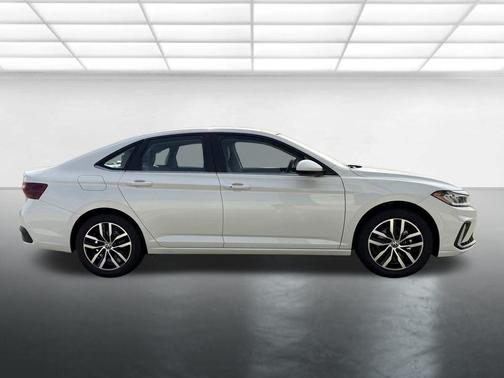 2026 Volkswagen Jetta 1.4T SE