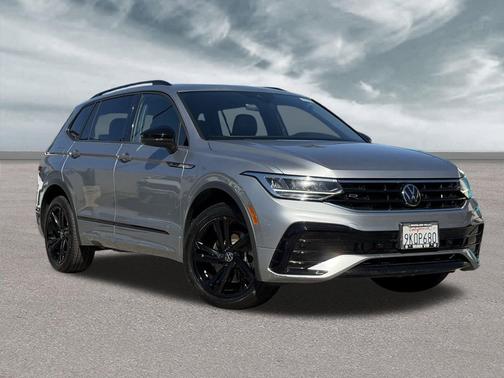 2023 Volkswagen Tiguan 2.0T SE R-Line Black