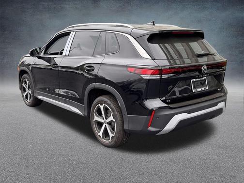 2025 Volkswagen Tiguan 2.0T SE 4MOTION