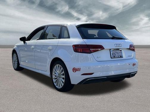 2018 Audi A3 e-tron 1.4T Premium