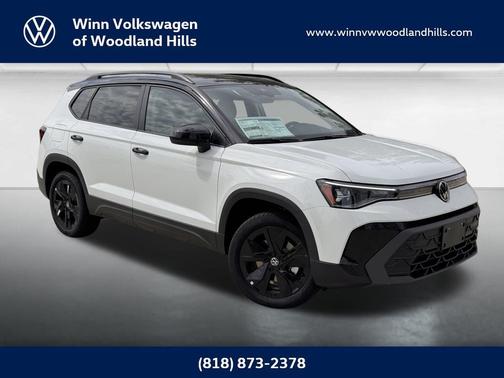 2025 Volkswagen Taos 1.5T SE Black
