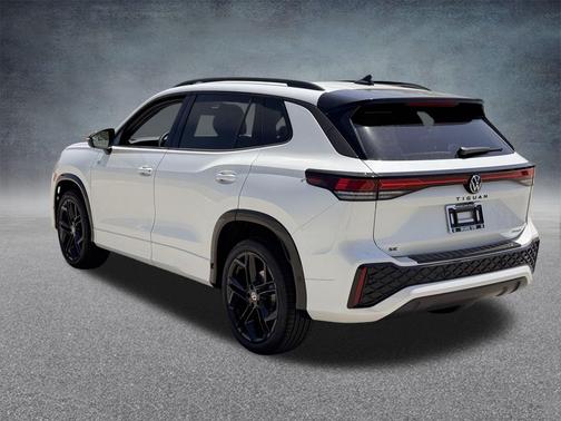 2025 Volkswagen Tiguan 2.0T SE R-Line Black 4MOTION