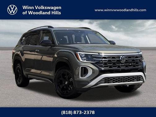 2024 Volkswagen Atlas 2.0T SE w/Technology 4MOTION