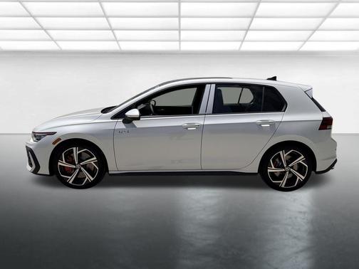 2025 Volkswagen Golf GTI 2.0T SE DSG