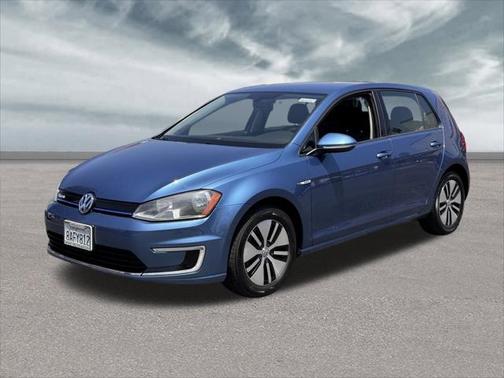 2016 Volkswagen e-Golf SE