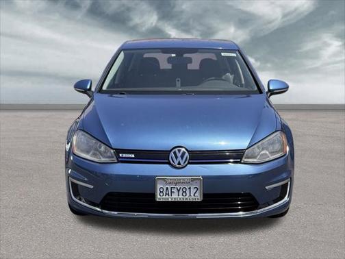 2016 Volkswagen e-Golf SE