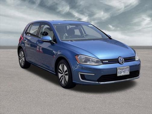 2016 Volkswagen e-Golf SE