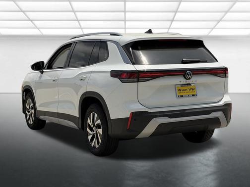 pure white 2026 Volkswagen Tiguan 2.0T S