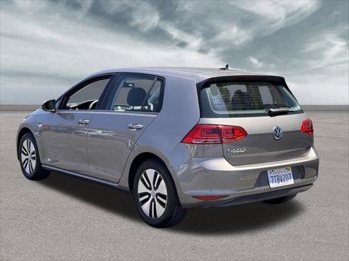 2016 Volkswagen e-Golf SE