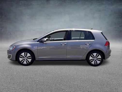 2016 Volkswagen e-Golf SE