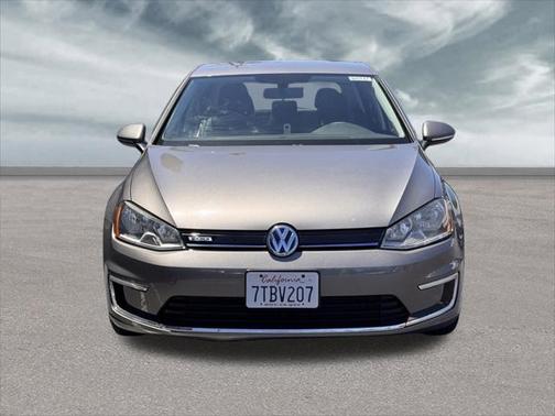 2016 Volkswagen e-Golf SE