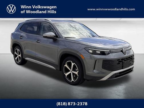 2025 Volkswagen Tiguan 2.0T SE