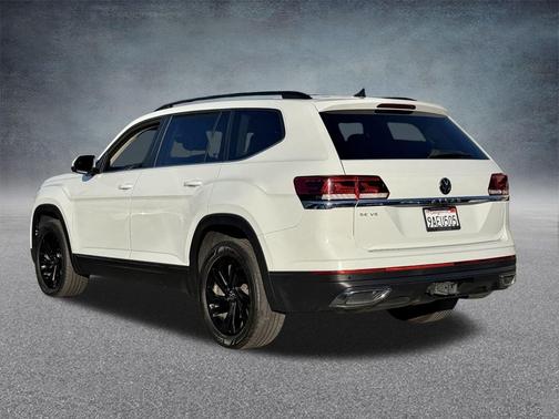 2022 Volkswagen Atlas 3.6L SE w/Technology