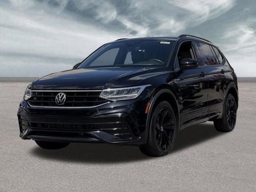 Deep Black 2023 Volkswagen Tiguan 2.0T SE R-Line Black