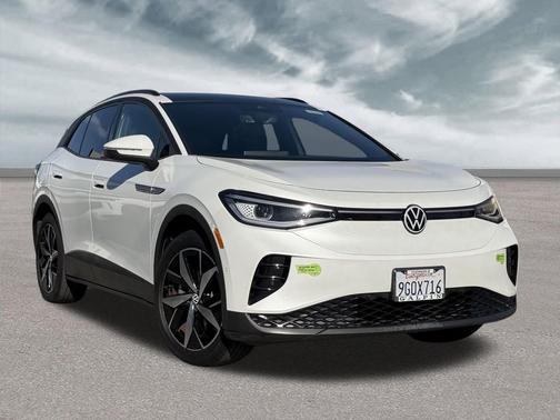 Opal White 2023 Volkswagen ID.4 S