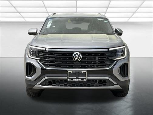2025 Volkswagen Atlas Cross Sport 2.0T SE