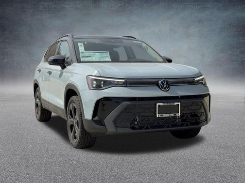 2025 Volkswagen Taos 1.5T SE Black