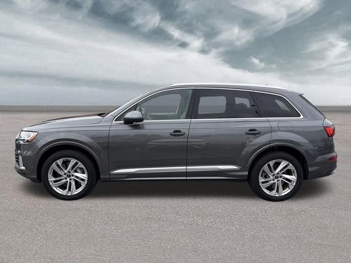 2021 Audi Q7 45 Premium Plus
