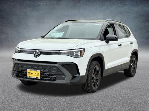 2025 Volkswagen Taos 1.5T SE Black