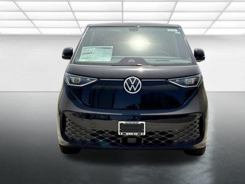 2025 Volkswagen ID. Buzz Pro S Plus with 4MOTION