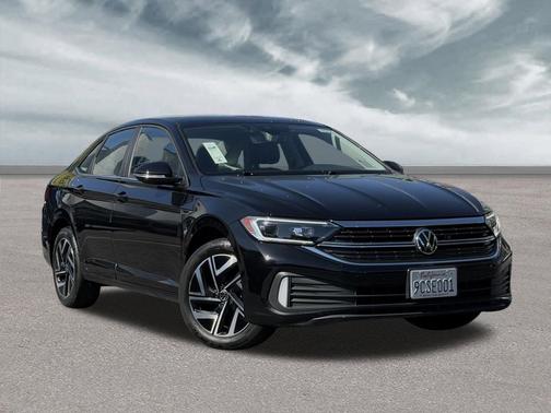 Deep Black 2022 Volkswagen Jetta 1.5T SEL