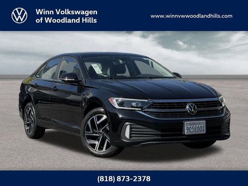 Deep Black 2022 Volkswagen Jetta 1.5T SEL