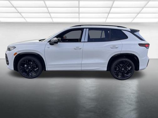 2025 Volkswagen Tiguan 2.0T SE R-Line Black