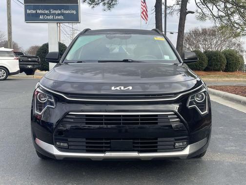 2023 Kia Niro EX Touring
