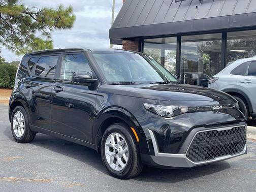 2024 Kia Soul LX