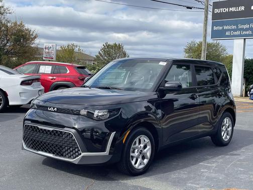2024 Kia Soul LX