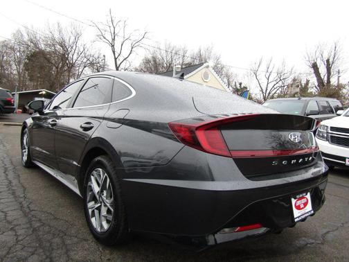 2020 Hyundai SONATA SE
