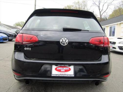 2017 Volkswagen Golf GTI 2.0T S 4-Door