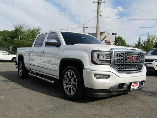 White Frost Tricoat 2017 GMC Sierra 1500 Denali