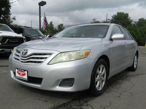 Classic Silver Metallic 2010 Toyota Camry LE