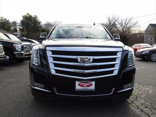 2018 Cadillac Escalade ESV Sport