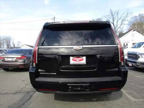 2018 Cadillac Escalade ESV Sport