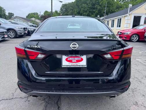 2022 Nissan Altima SR FWD
