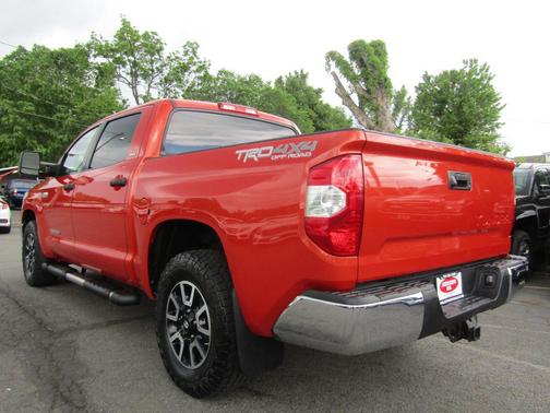 2018 Toyota Tundra SR5
