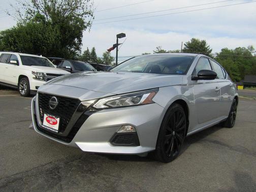 Brilliant Silver Metallic 2019 Nissan Altima 2.5 SR