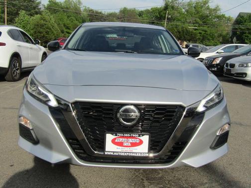 Brilliant Silver Metallic 2019 Nissan Altima 2.5 SR