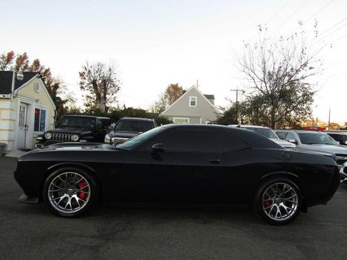 2015 Dodge Challenger SRT 392