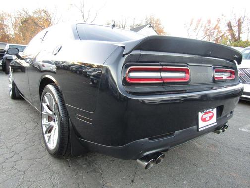 2015 Dodge Challenger SRT 392