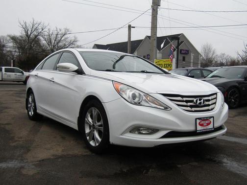 2013 Hyundai SONATA Limited