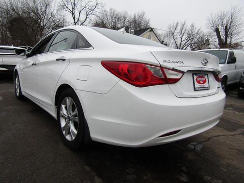 2013 Hyundai SONATA Limited