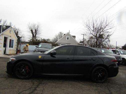 2019 Alfa Romeo Giulia Ti Sport