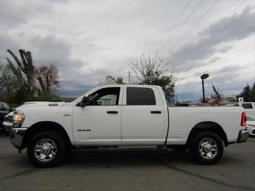 2021 RAM 2500 Tradesman Crew Cab 4x4 6'4' Box