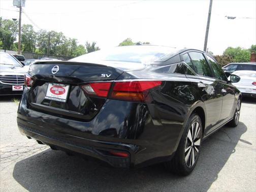 2021 Nissan Altima 2.5 SV