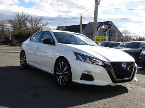 2020 Nissan Altima SR Intelligent AWD