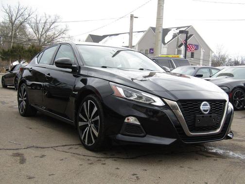 2019 Nissan Altima 2.5 SR